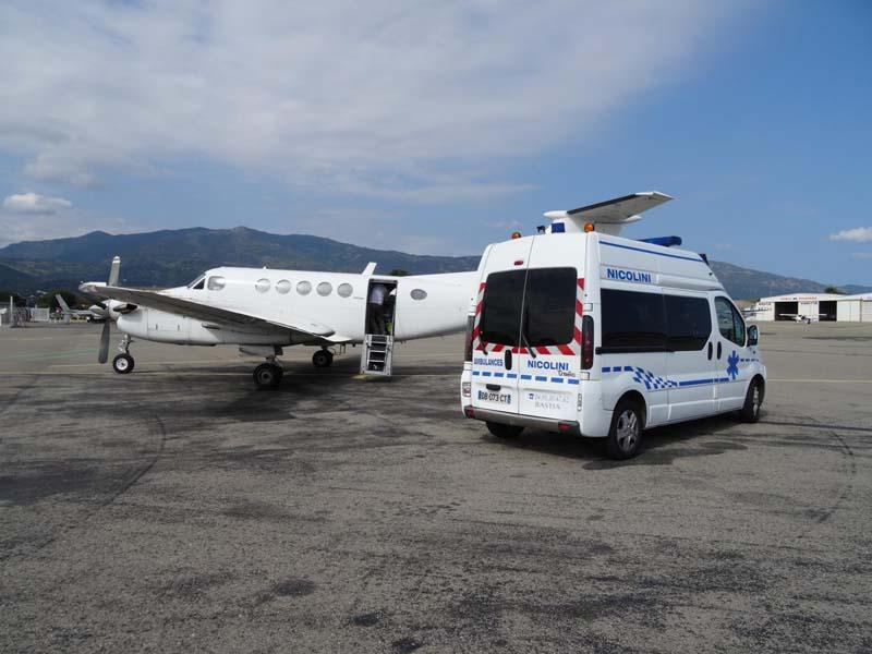 Transport malade assis, Corse